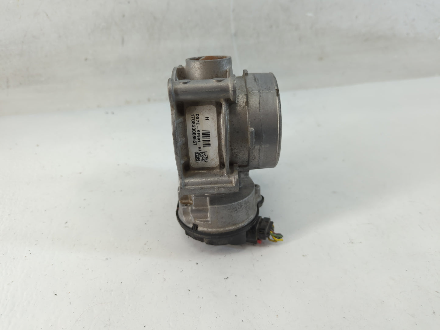 2013-2020 Ford Fusion Throttle Body P/N:170853008657 DS7E-9F991-AJ Fits Fits 2013 2014 2015 2016 2017 2018 2019 2020 2021 20