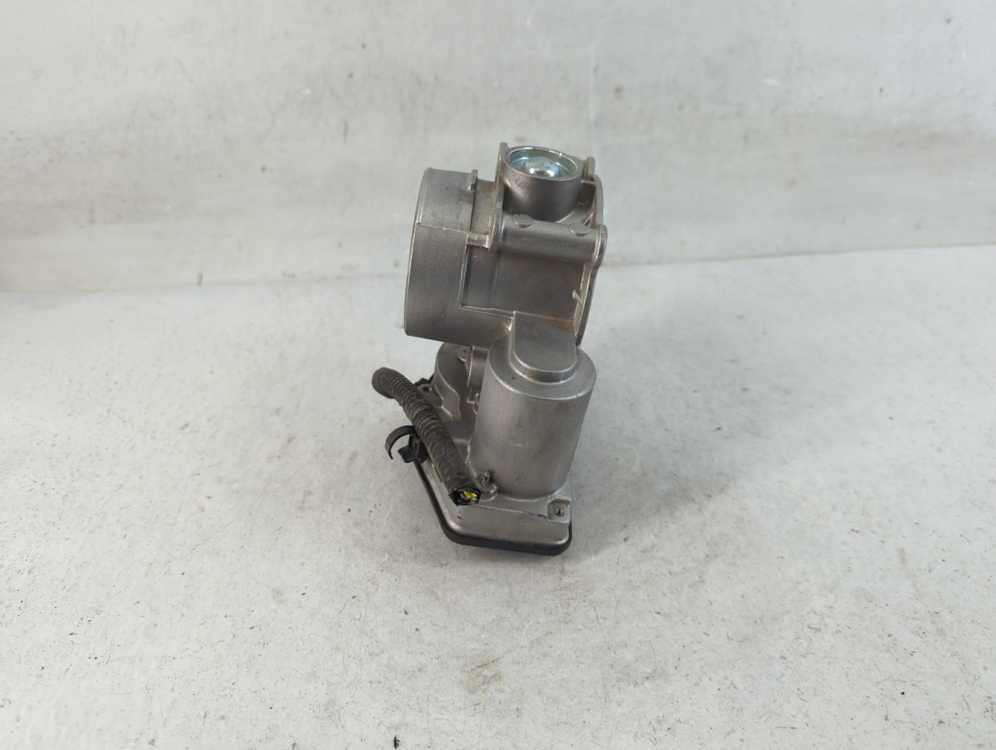 2013-2020 Ford Fusion Throttle Body P/N:163083002969 DS7E-9F991-AJ Fits Fits 2013 2014 2015 2016 2017 2018 2019 2020 2021 20