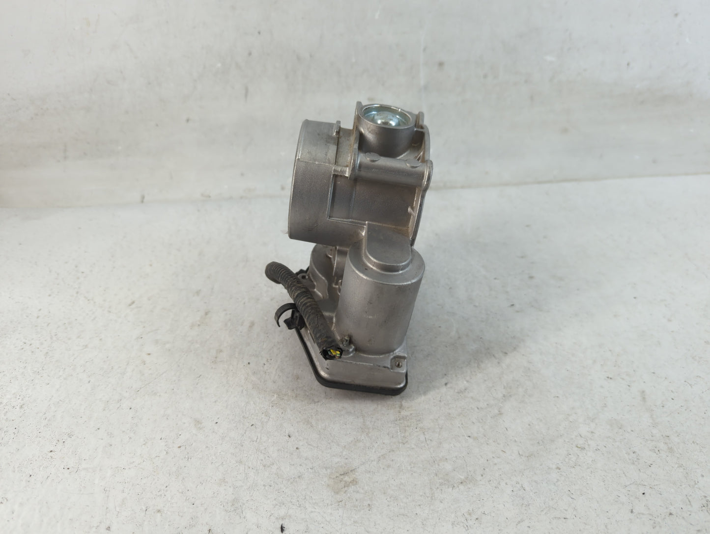 2013-2020 Ford Fusion Throttle Body P/N:163083002969 DS7E-9F991-AJ Fits Fits 2013 2014 2015 2016 2017 2018 2019 2020 2021 20