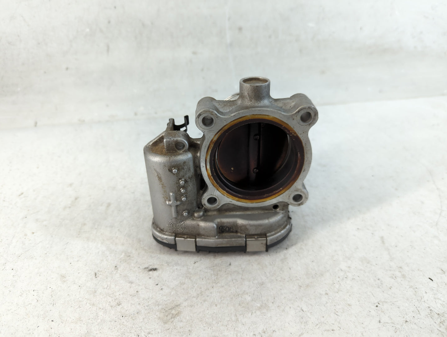 2014-2020 Ford Fusion Throttle Body P/N:DS7E-9F991-BB Fits Fits 2014 2015 2016 2017 2018 2019 2020 2021 2022 OEM Used Auto P