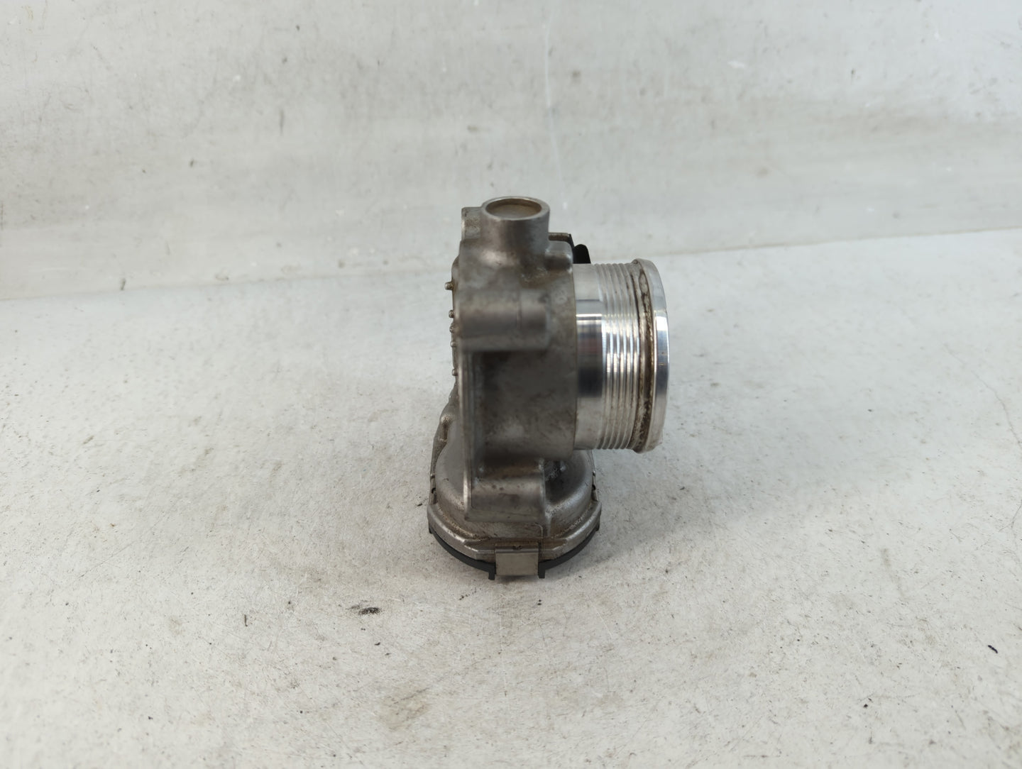 2014-2020 Ford Fusion Throttle Body P/N:DS7E-9F991-BB Fits Fits 2014 2015 2016 2017 2018 2019 2020 2021 2022 OEM Used Auto P