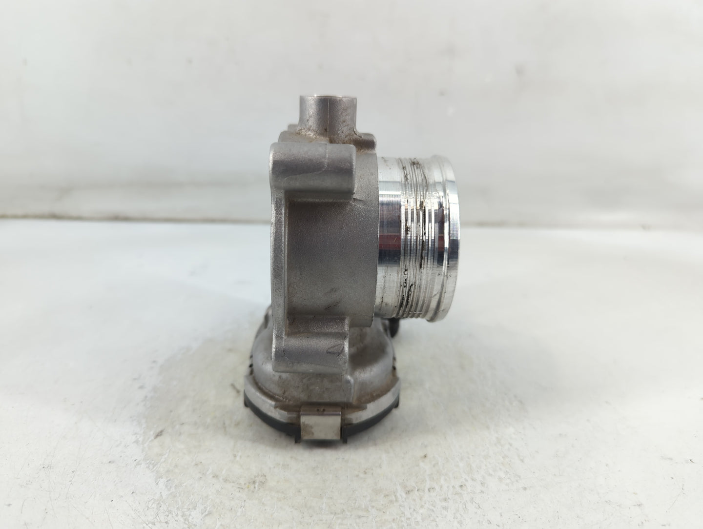 2014-2020 Ford Fusion Throttle Body P/N:DS7E-9F991-BB Fits Fits 2014 2015 2016 2017 2018 2019 2020 2021 2022 OEM Used Auto P