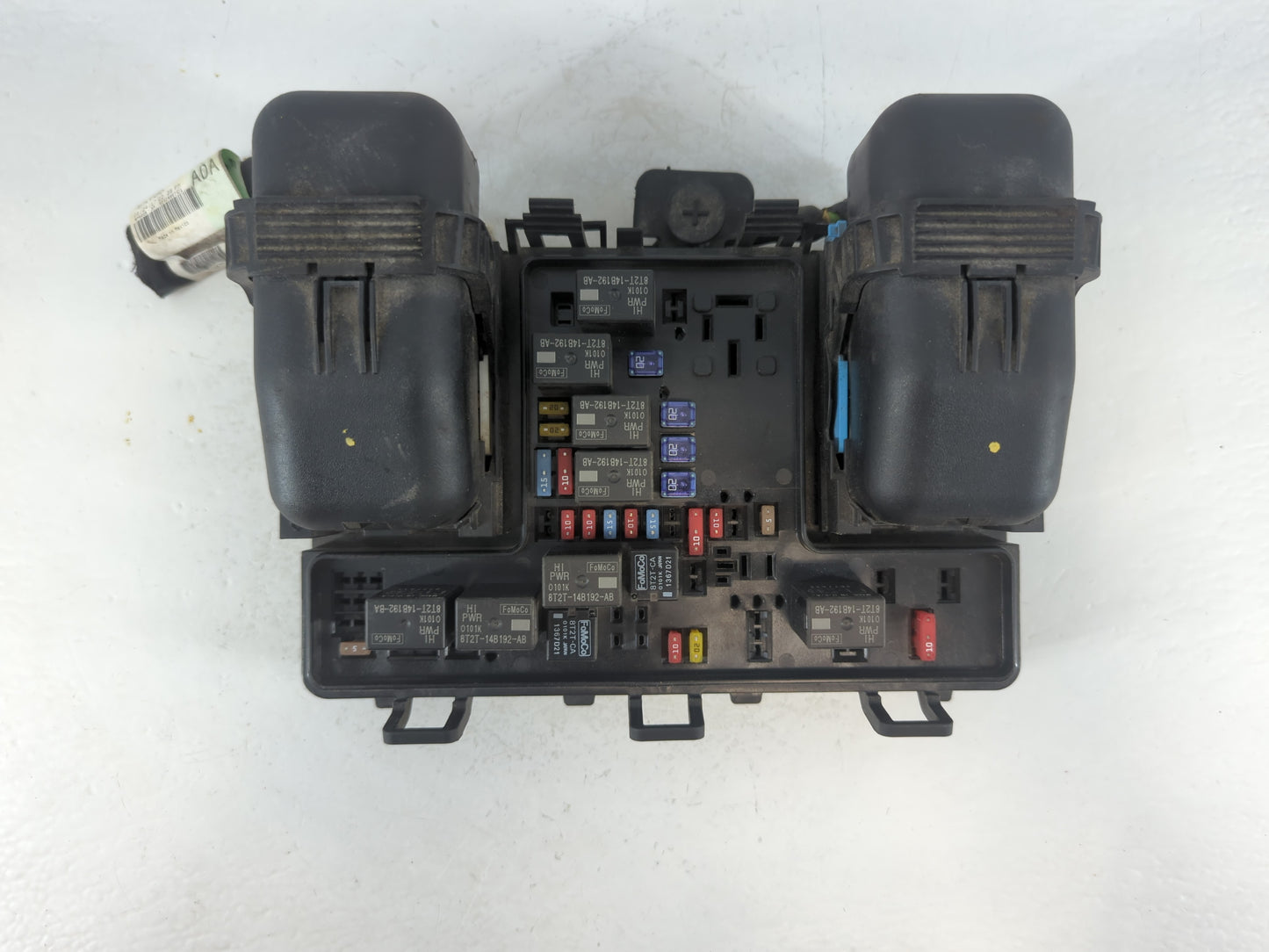 2017-2020 Ford Fusion Fusebox Fuse Box Panel Relay Module P/N:HG9T14D068AD Fits Fits 2017 2018 2019 2020 OEM Used Auto Parts