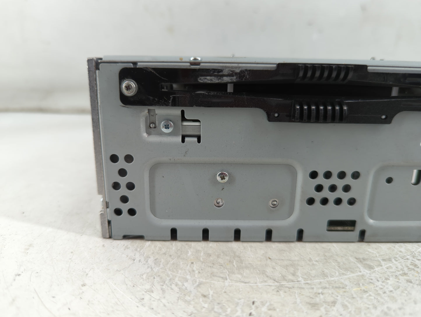 2017-2020 Ford Fusion Radio AM FM Cd Player Receiver Replacement P/N:CQ-JJ22E0UMH Fits Fits 2017 2018 2019 2020 OEM Used Aut