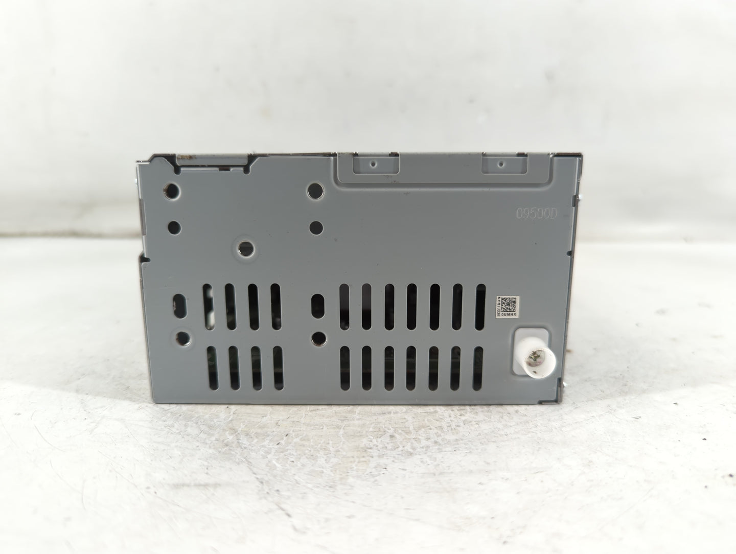 2017-2020 Ford Fusion Radio AM FM Cd Player Receiver Replacement P/N:CQ-JJ22E0UMH Fits Fits 2017 2018 2019 2020 OEM Used Aut