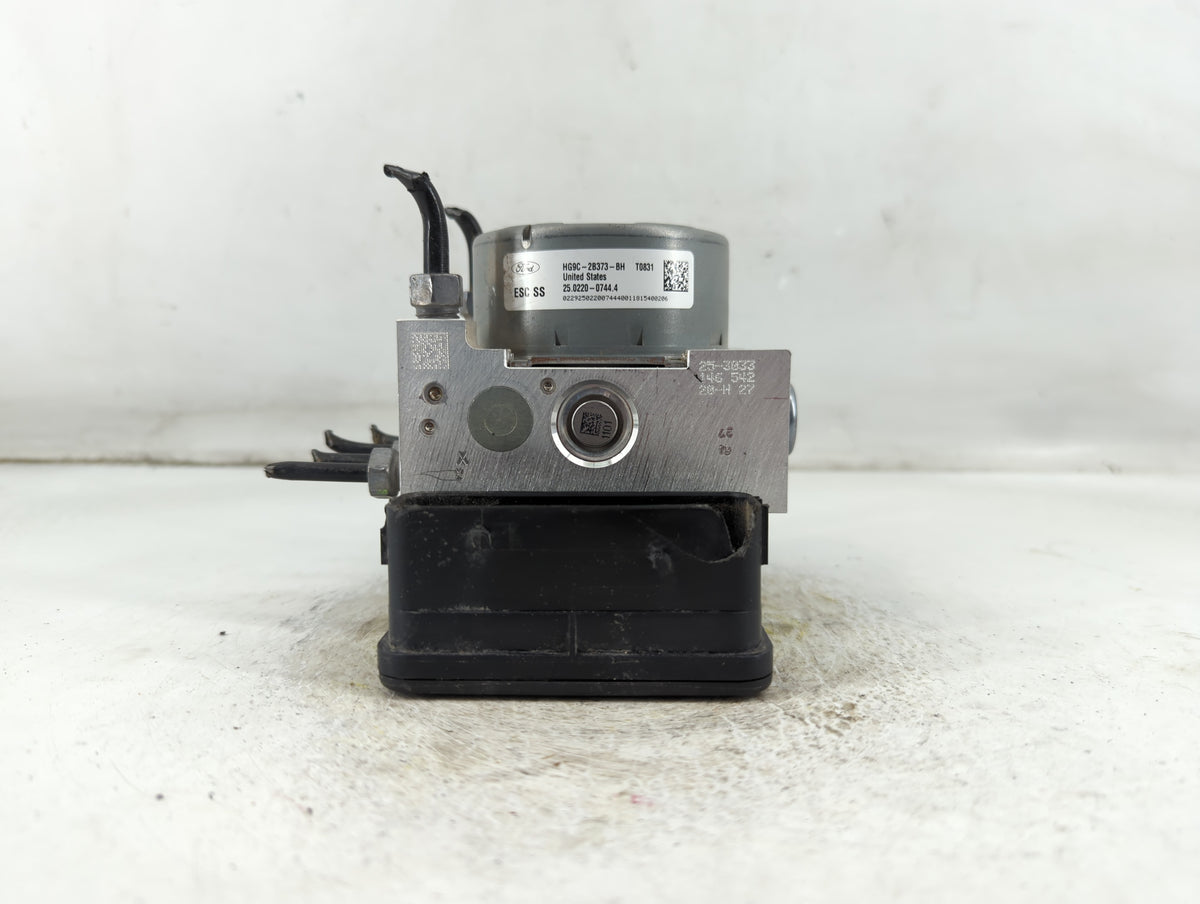 2017-2018 Ford Fusion Anti-Lock Brake ABS Pump Module Actuator OEM P/N:HG9C-2B373-BH Fits Fits 2017 2018 OEM Used Auto Parts
