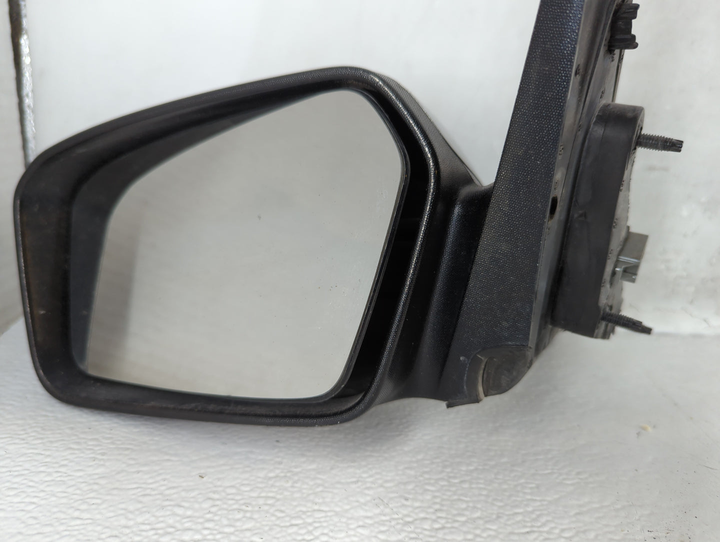 2018 Ford Fusion Driver Side View Mirror - Left Door Mirror OEM Used - Oemusedautoparts1.com
