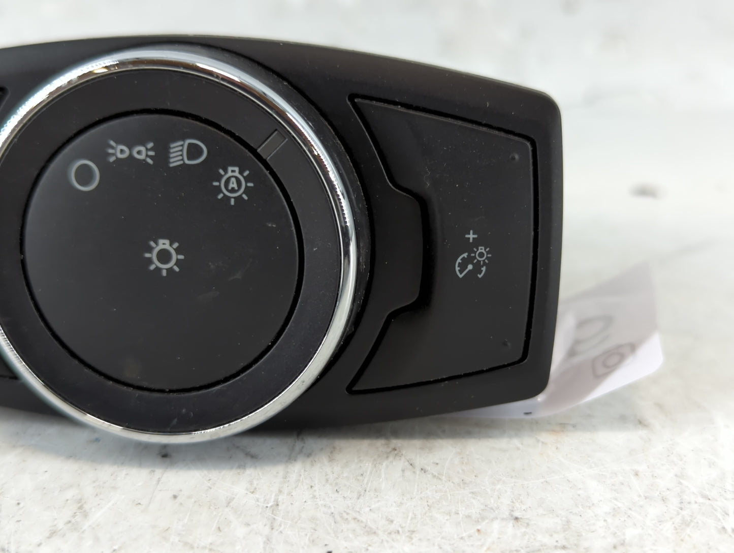2018 Ford Fusion Headlight Head Light Switch Lamp Control Dg9t-13d061-ccw - Oemusedautoparts1.com