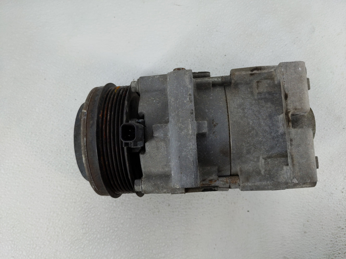 2015-2022 Ford Mustang Air Conditioning A/c Ac Compressor Oem - Oemusedautoparts1.com