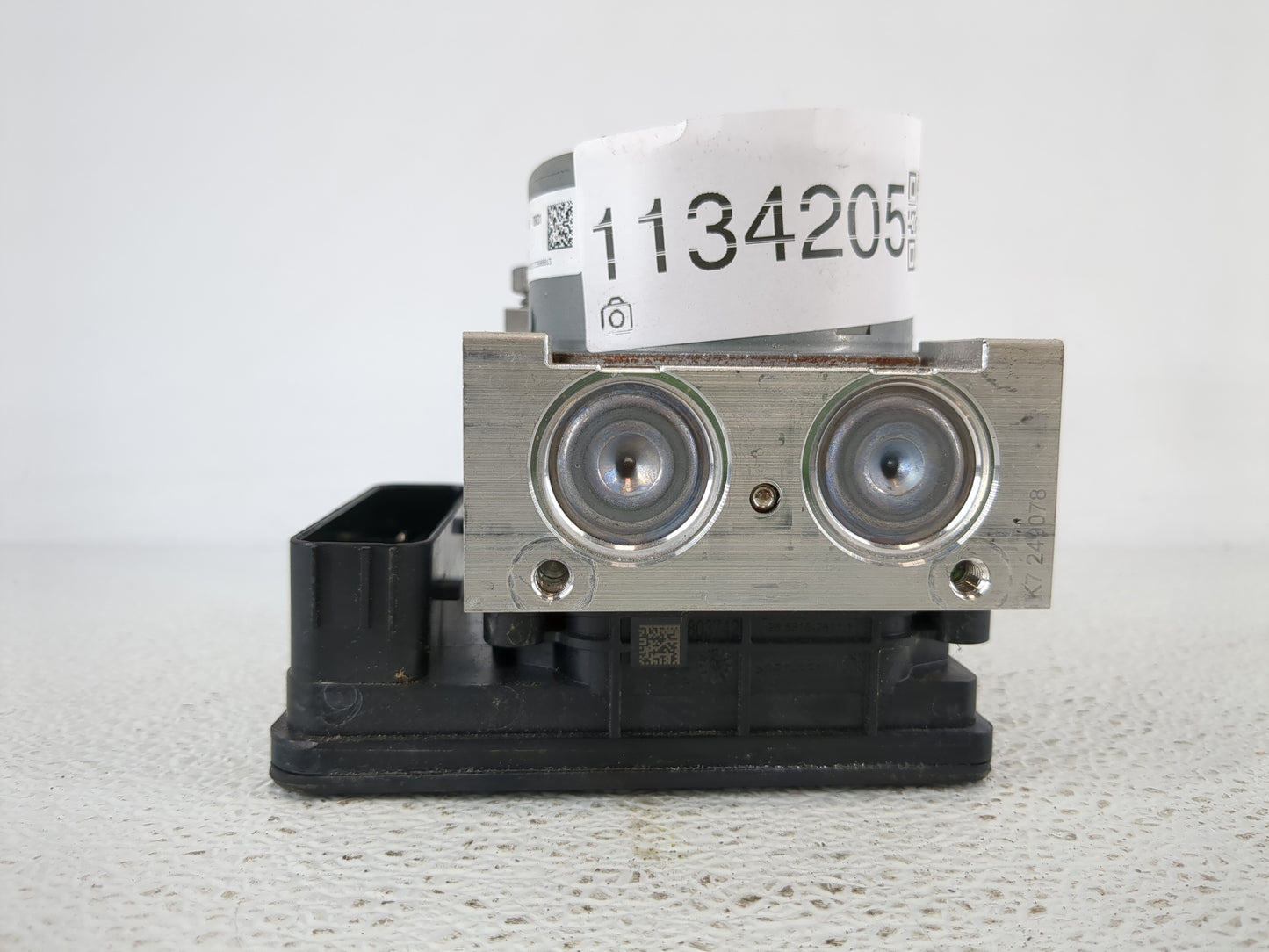 2018 Ford Mustang ABS Pump Control Module Replacement P/N:JR3C-2B373-AB Fits OEM Used Auto Parts - Oemusedautoparts1.com