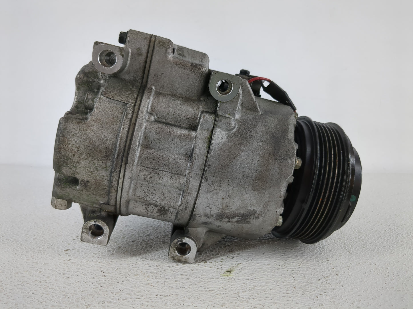 2016-2022 Ford Mustang Air Conditioning A/c Ac Compressor Oem - Oemusedautoparts1.com