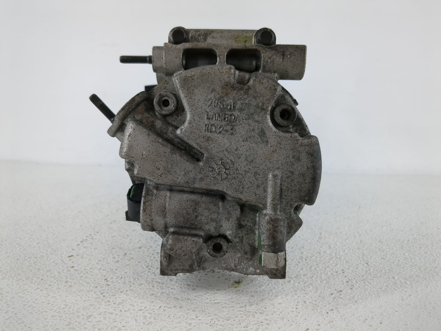 2016-2022 Ford Mustang Air Conditioning A/c Ac Compressor Oem - Oemusedautoparts1.com