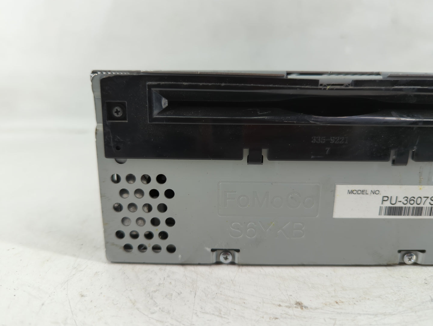 2018 Ford Mustang Radio AM FM Cd Player Receiver Replacement P/N:JR3T-19C107-BA Fits OEM Used Auto Parts - Oemusedautoparts1