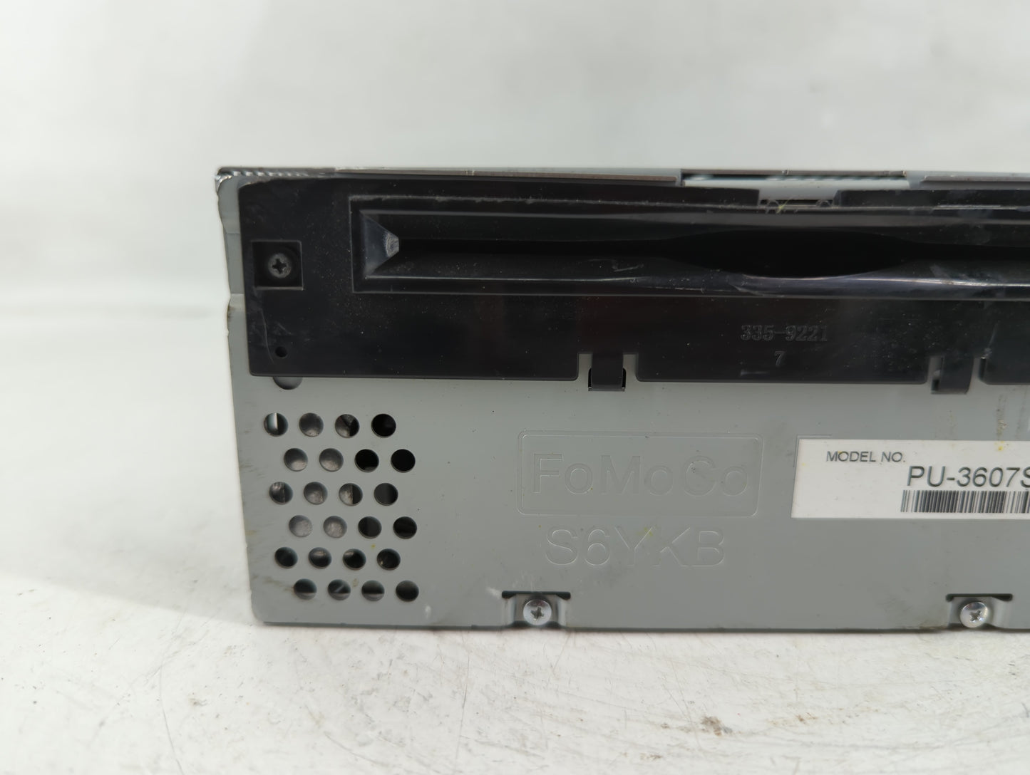 2018 Ford Mustang Radio AM FM Cd Player Receiver Replacement P/N:JR3T-19C107-BA Fits OEM Used Auto Parts - Oemusedautoparts1