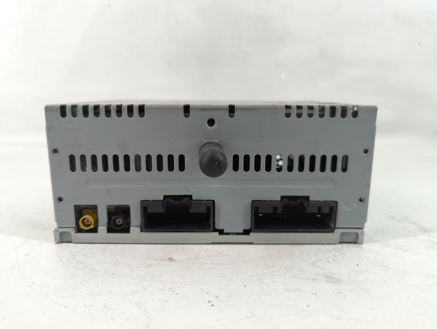 2018 Ford Mustang Radio AM FM Cd Player Receiver Replacement P/N:JR3T-19C107-BA Fits OEM Used Auto Parts - Oemusedautoparts1