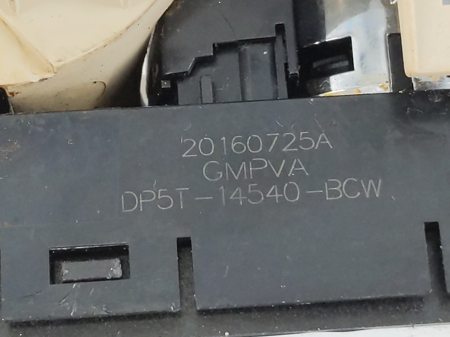 2018 Ford Mustang Master Power Window Switch Replacement Driver Side Left P/N:GMPVA FL3T-14540-AN3ZHE Fits OEM Used Auto Par