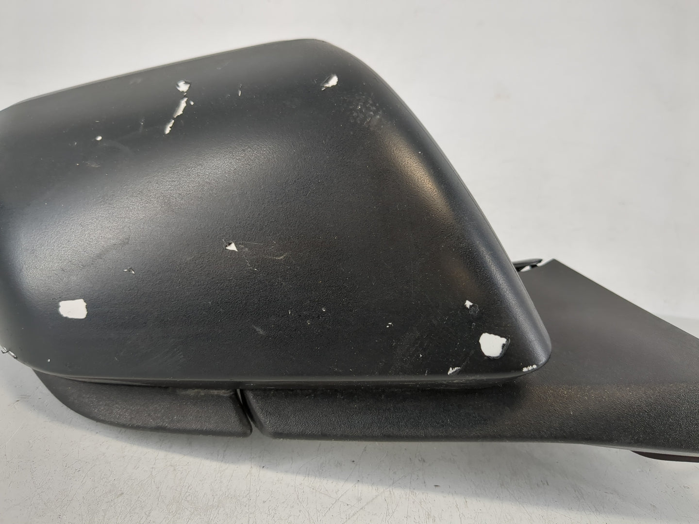 2015-2020 Ford Mustang Passenger Side View Mirror - Right Door Mirror OEM Used - Oemusedautoparts1.com