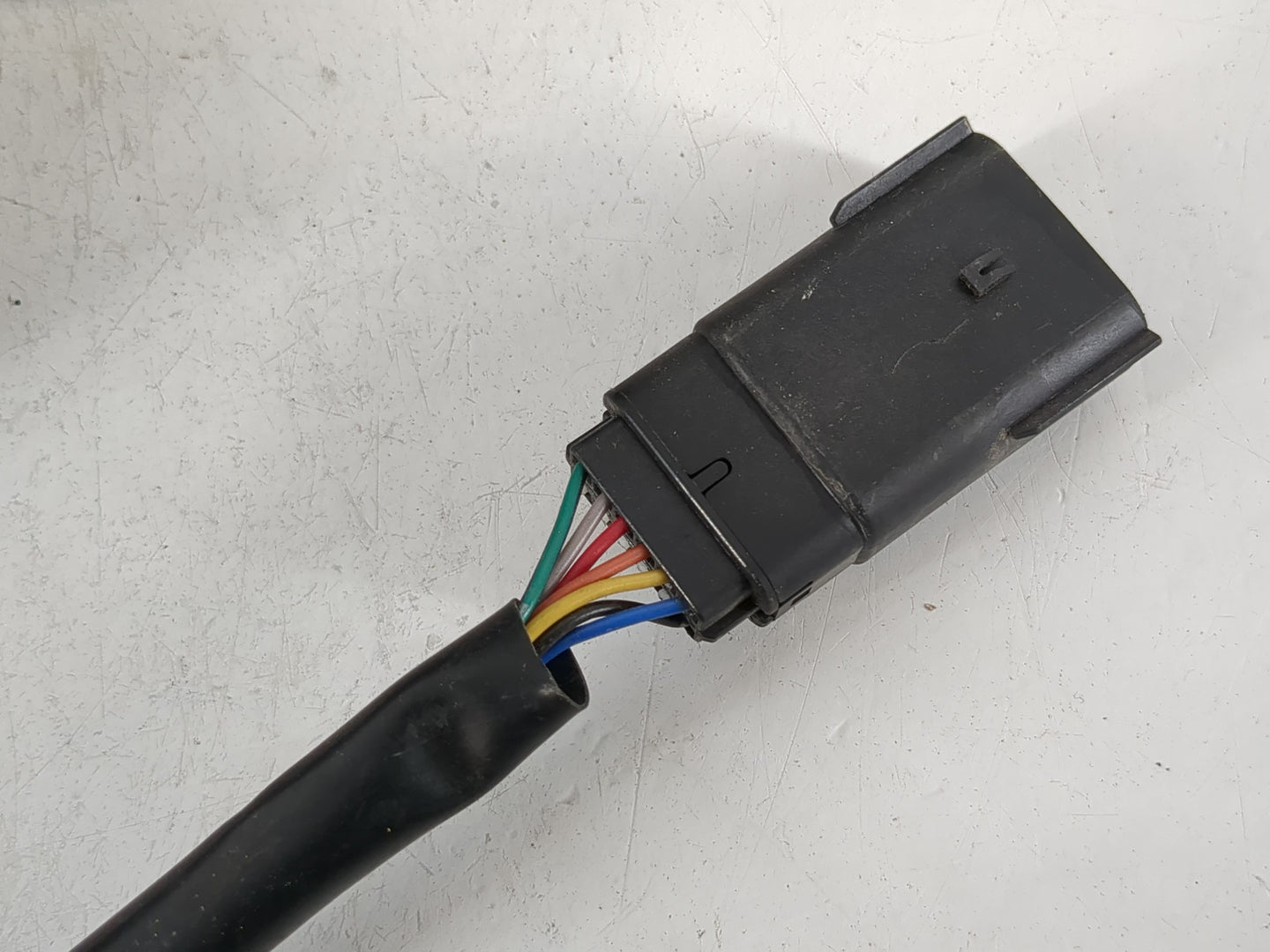 2015-2020 Ford Mustang Passenger Side View Mirror - Right Door Mirror OEM Used - Oemusedautoparts1.com