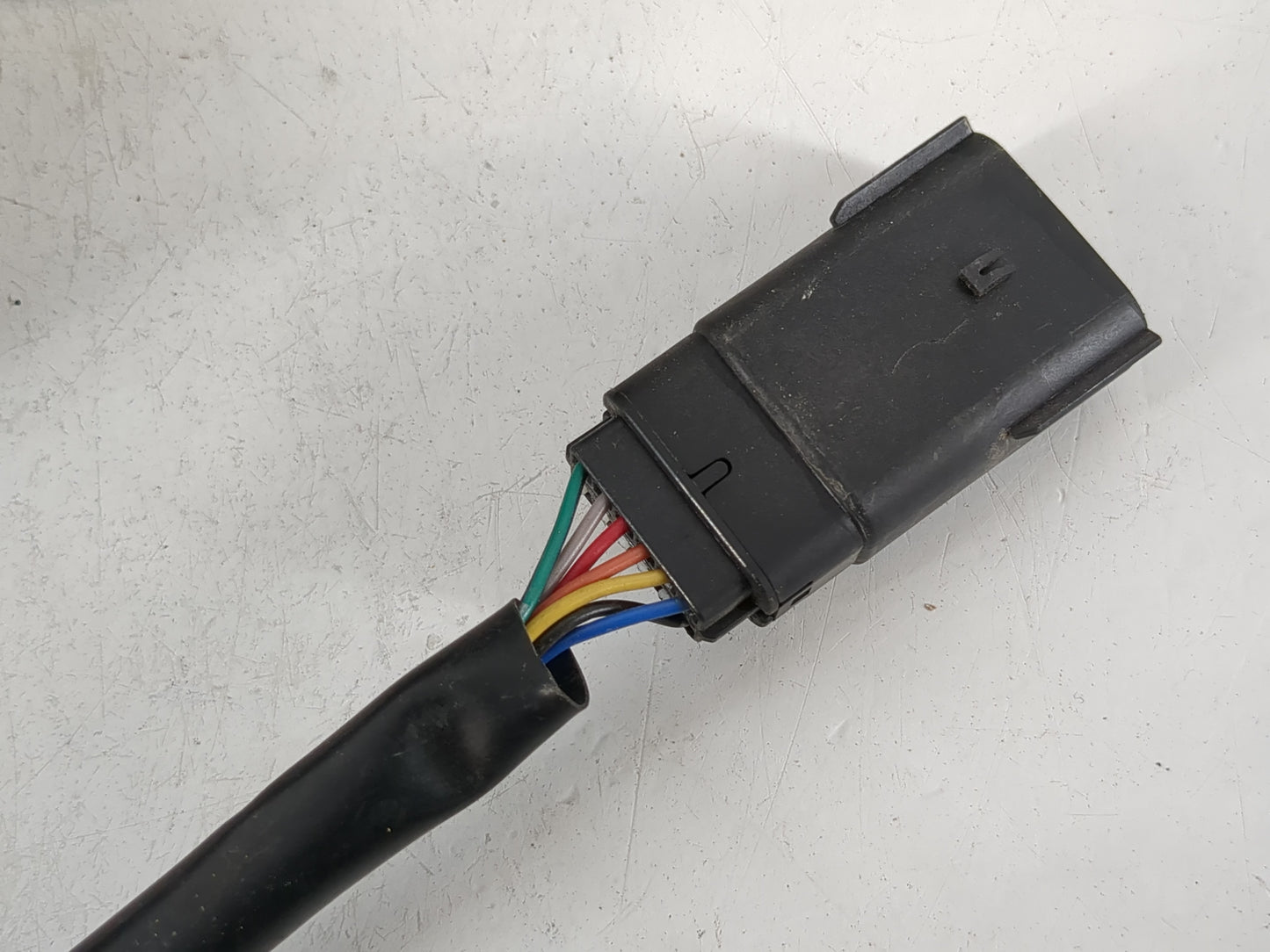 2015-2020 Ford Mustang Passenger Side View Mirror - Right Door Mirror OEM Used - Oemusedautoparts1.com