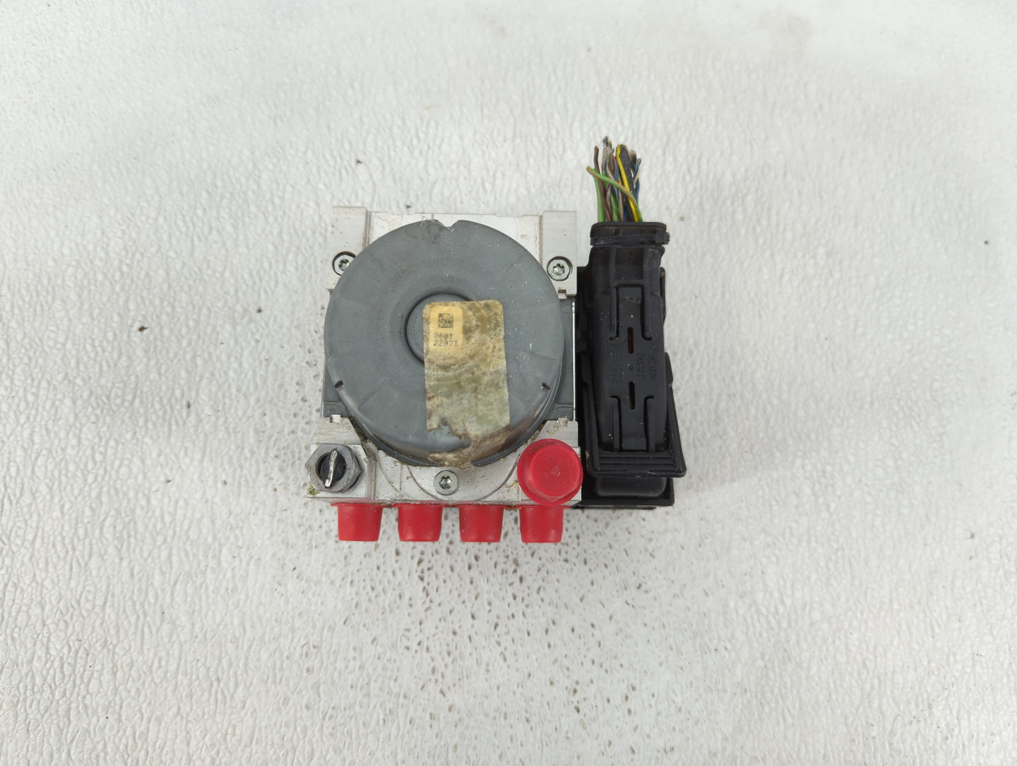 2018 Ford Mustang ABS Pump Control Module Replacement P/N:JR3C-2B373-AB Fits OEM Used Auto Parts - Oemusedautoparts1.com