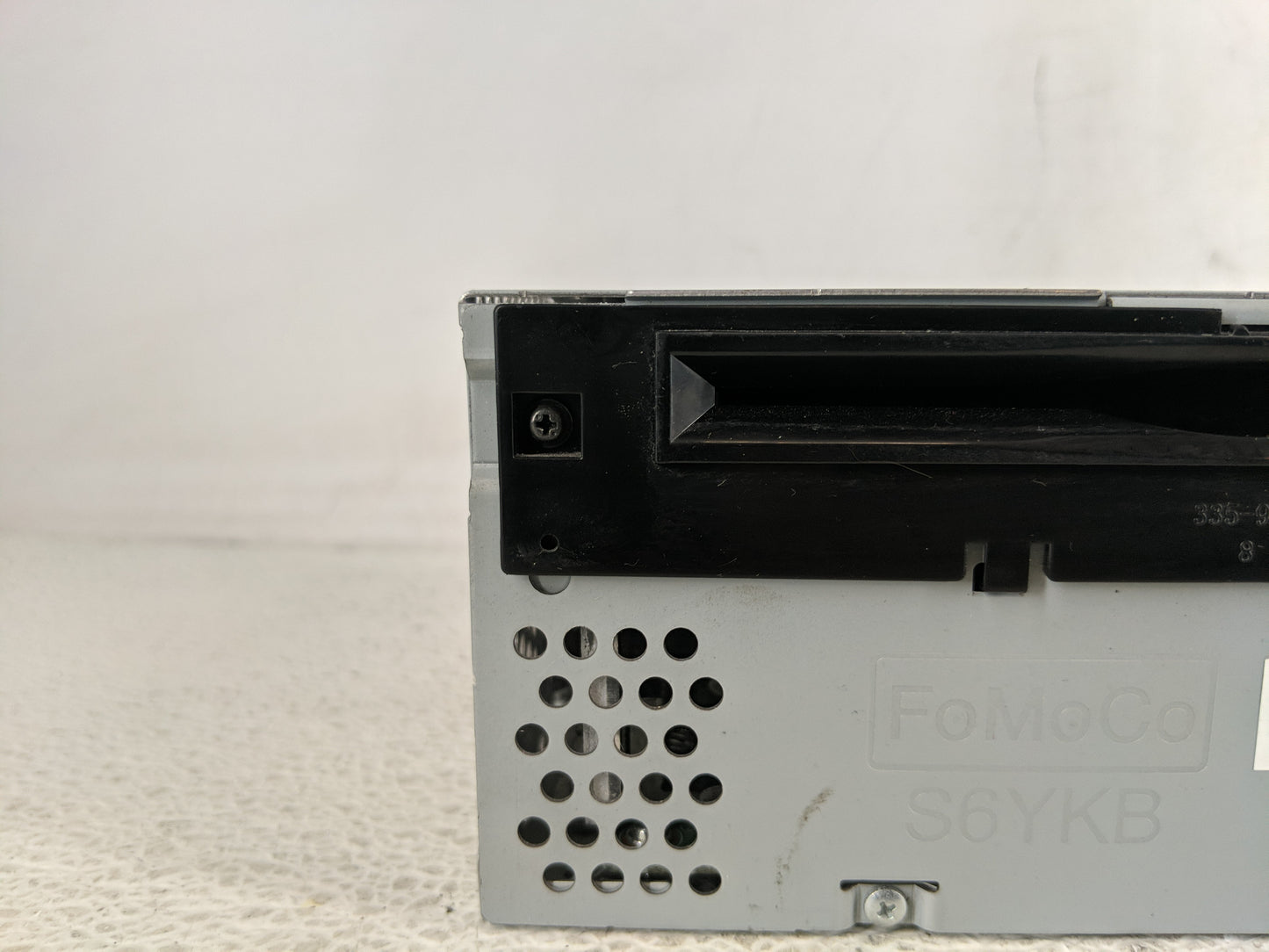 2017-2018 Ford Mustang Radio AM FM Cd Player Receiver Replacement P/N:HR3T-19C107-DC Fits Fits 2017 2018 OEM Used Auto Parts