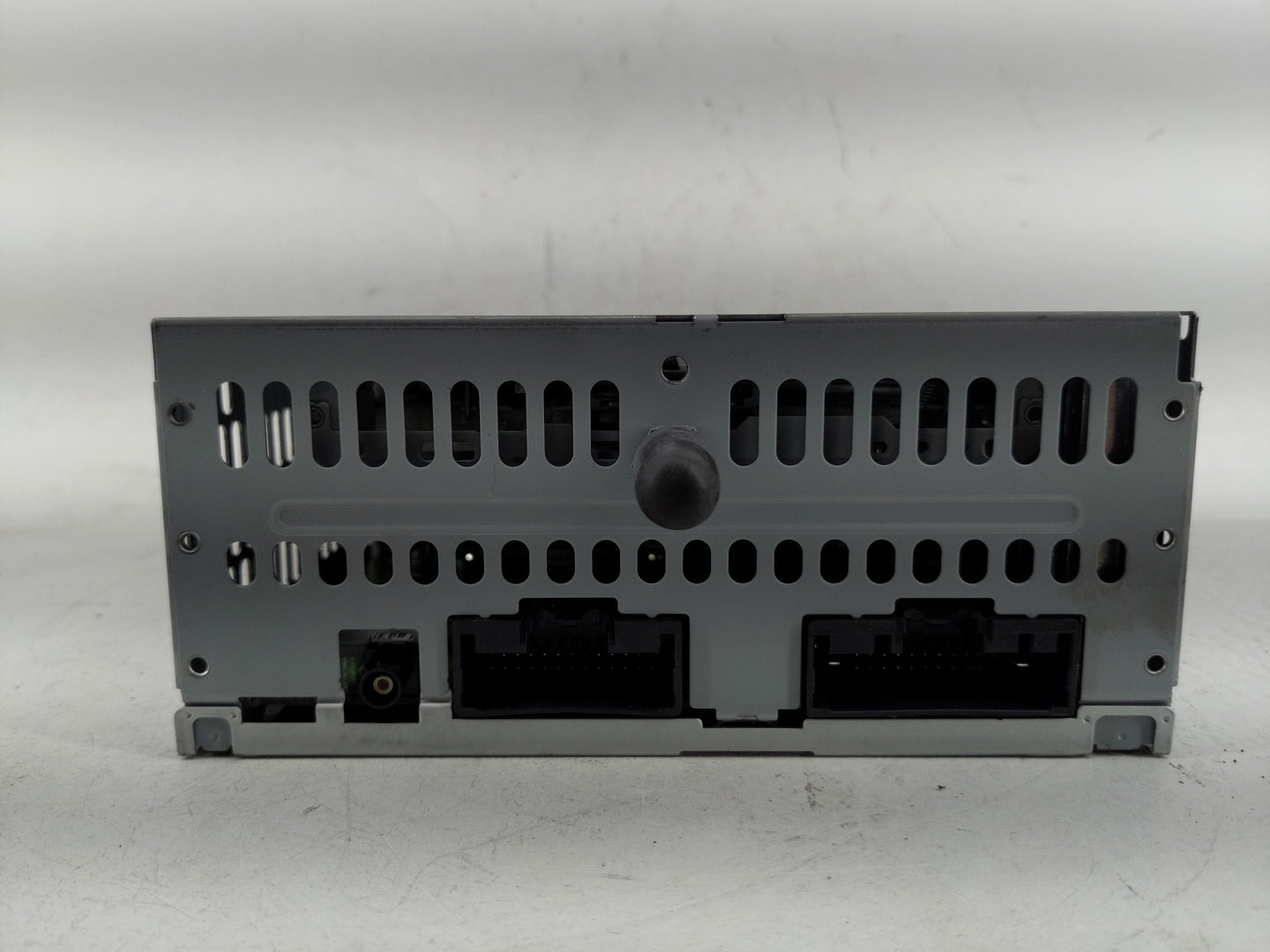 2018 Ford Mustang Radio AM FM Cd Player Receiver Replacement P/N:JR3T-19C107-JA Fits OEM Used Auto Parts - Oemusedautoparts1
