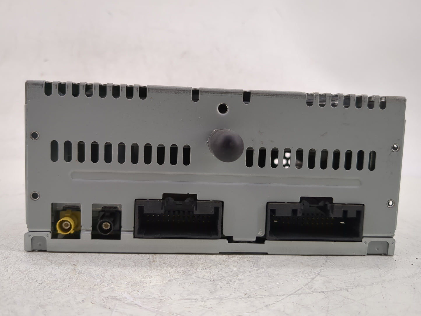 2018 Ford Mustang Radio AM FM Cd Player Receiver Replacement P/N:JR3T-19C107-BA Fits OEM Used Auto Parts - Oemusedautoparts1