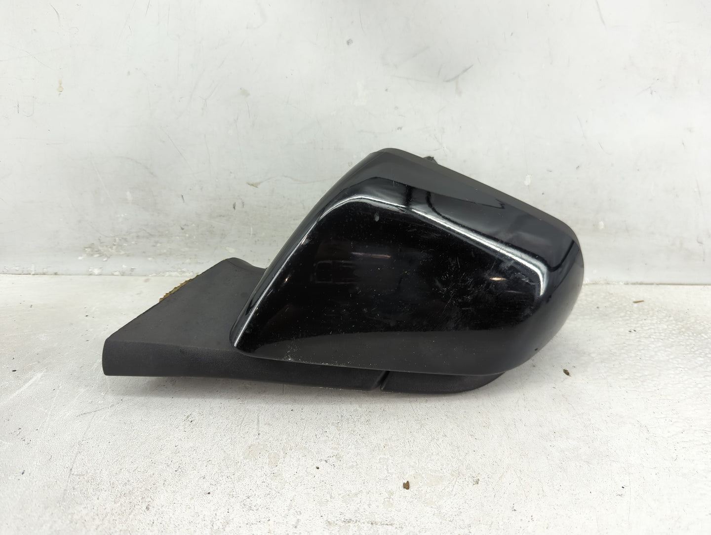 2015-2020 Ford Mustang Driver Side View Mirror - Left Door Mirror OEM Used - Oemusedautoparts1.com