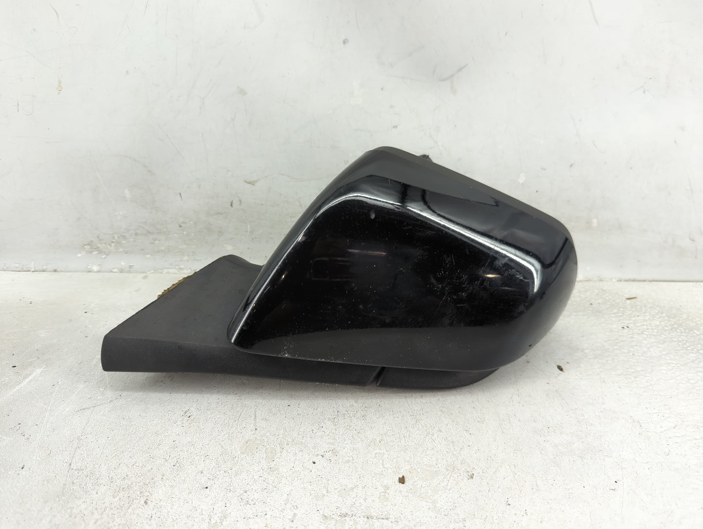 2015-2020 Ford Mustang Driver Side View Mirror - Left Door Mirror OEM Used - Oemusedautoparts1.com