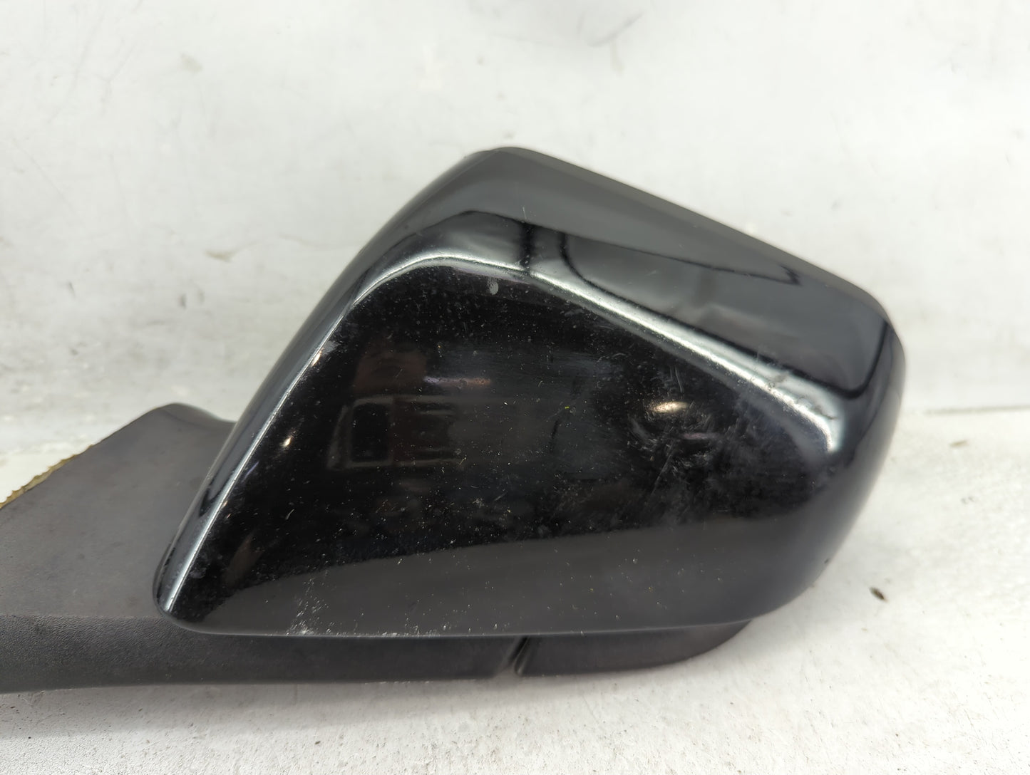 2015-2020 Ford Mustang Driver Side View Mirror - Left Door Mirror OEM Used - Oemusedautoparts1.com