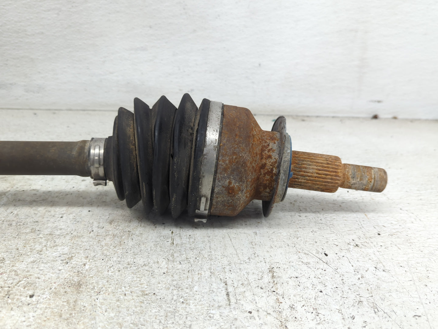 2015-2022 Ford Mustang Axle Shaft Front Passenger Cv C/v - Oemusedautoparts1.com