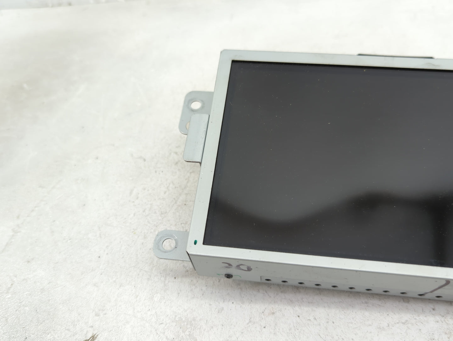 2015-2019 Ford Mustang Information Display Screen - Oemusedautoparts1.com
