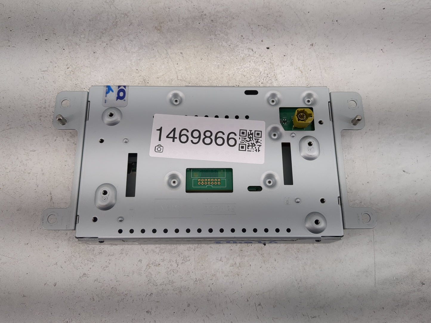 2015-2019 Ford Mustang Information Display Screen 1469866 - Oemusedautoparts1.com