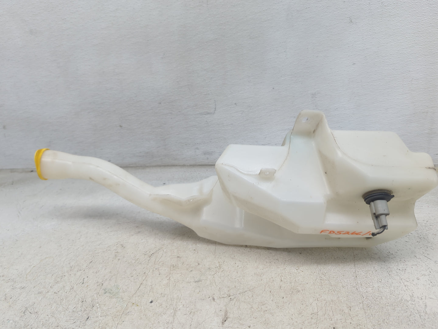 2018-2020 Ford Mustang Windshield Washer Fluid Reservoir Bottle Oem - Oemusedautoparts1.com