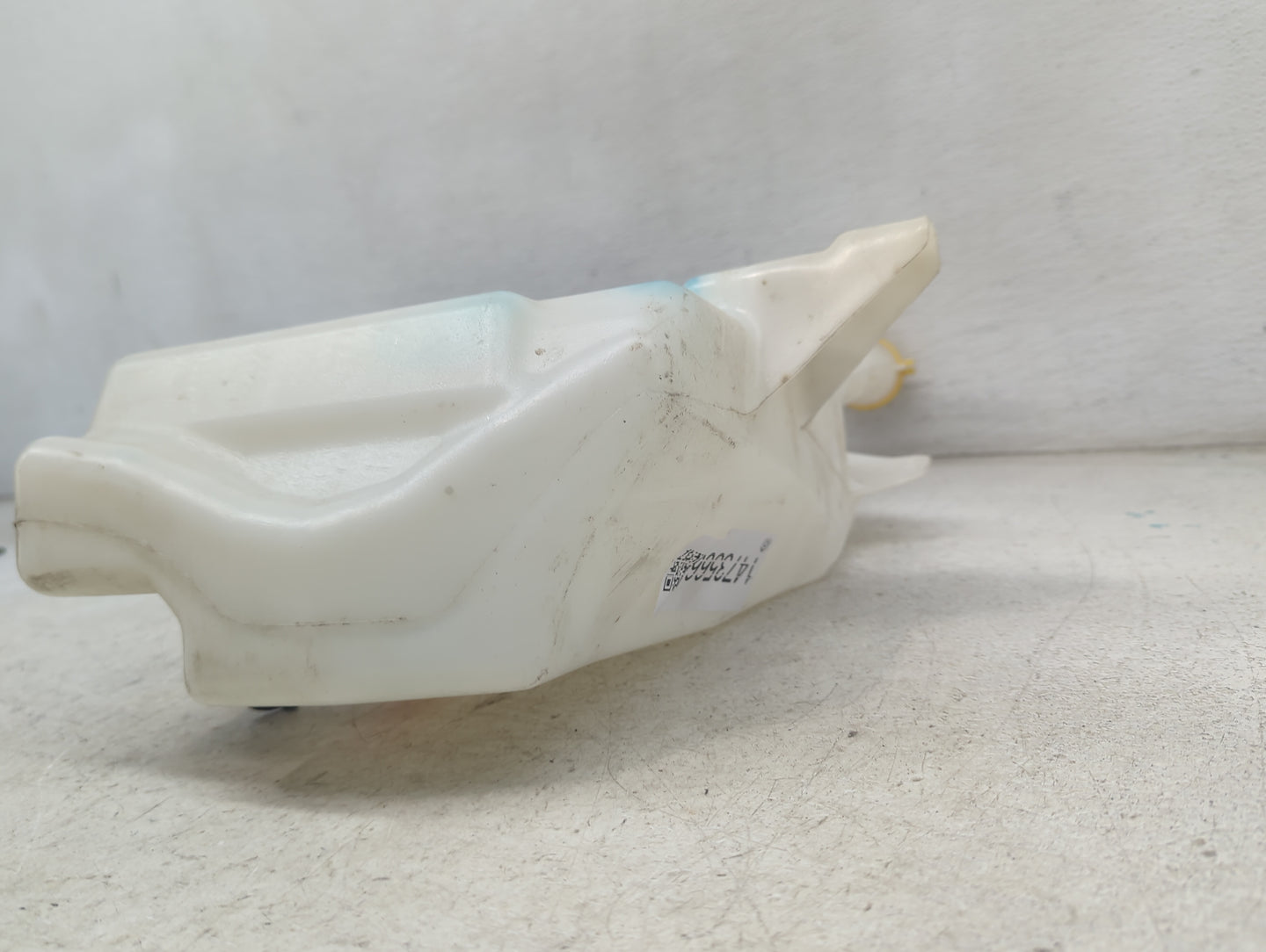 2018-2020 Ford Mustang Windshield Washer Fluid Reservoir Bottle Oem - Oemusedautoparts1.com