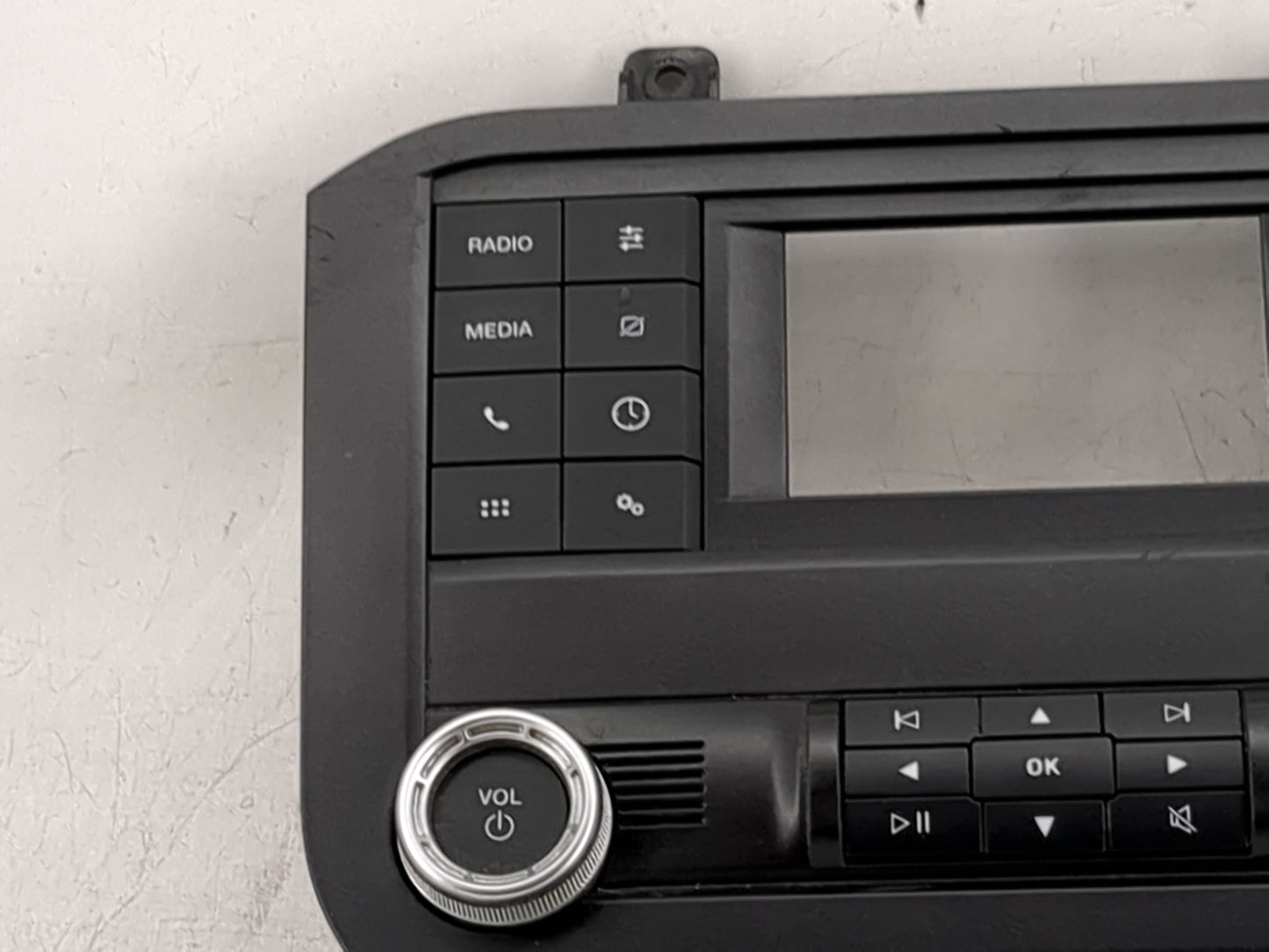 2019-2019 Ford Mustang Radio Control Panel 1474388 - Oemusedautoparts1.com