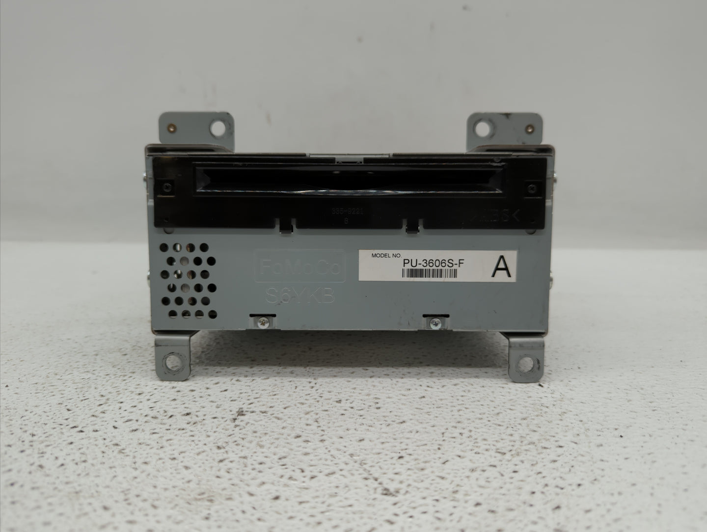 2018 Ford Mustang Radio AM FM Cd Player Receiver Replacement Fits OEM Used Auto Parts - Oemusedautoparts1.com