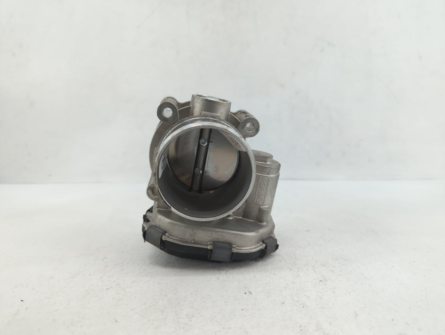 2018 Ford Mustang Throttle Body P/N:M1716A-0893 K1725A-0379, K1720C-0829, JT4E-9F991-AA Fits Fits 2019 OEM Used Auto Parts -