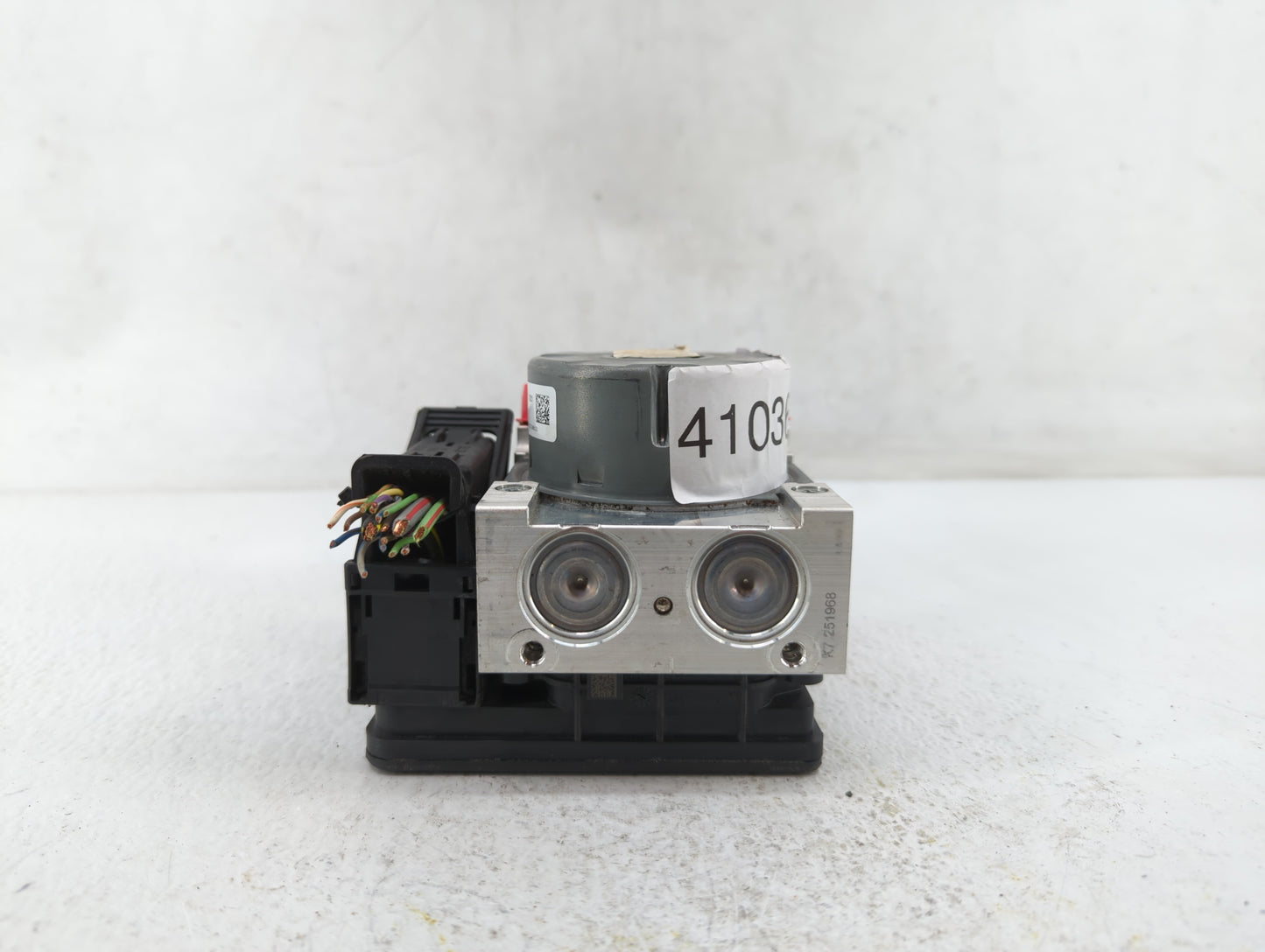 2018 Ford Mustang ABS Pump Control Module Replacement P/N:JR3C-2B373-AB Fits OEM Used Auto Parts - Oemusedautoparts1.com