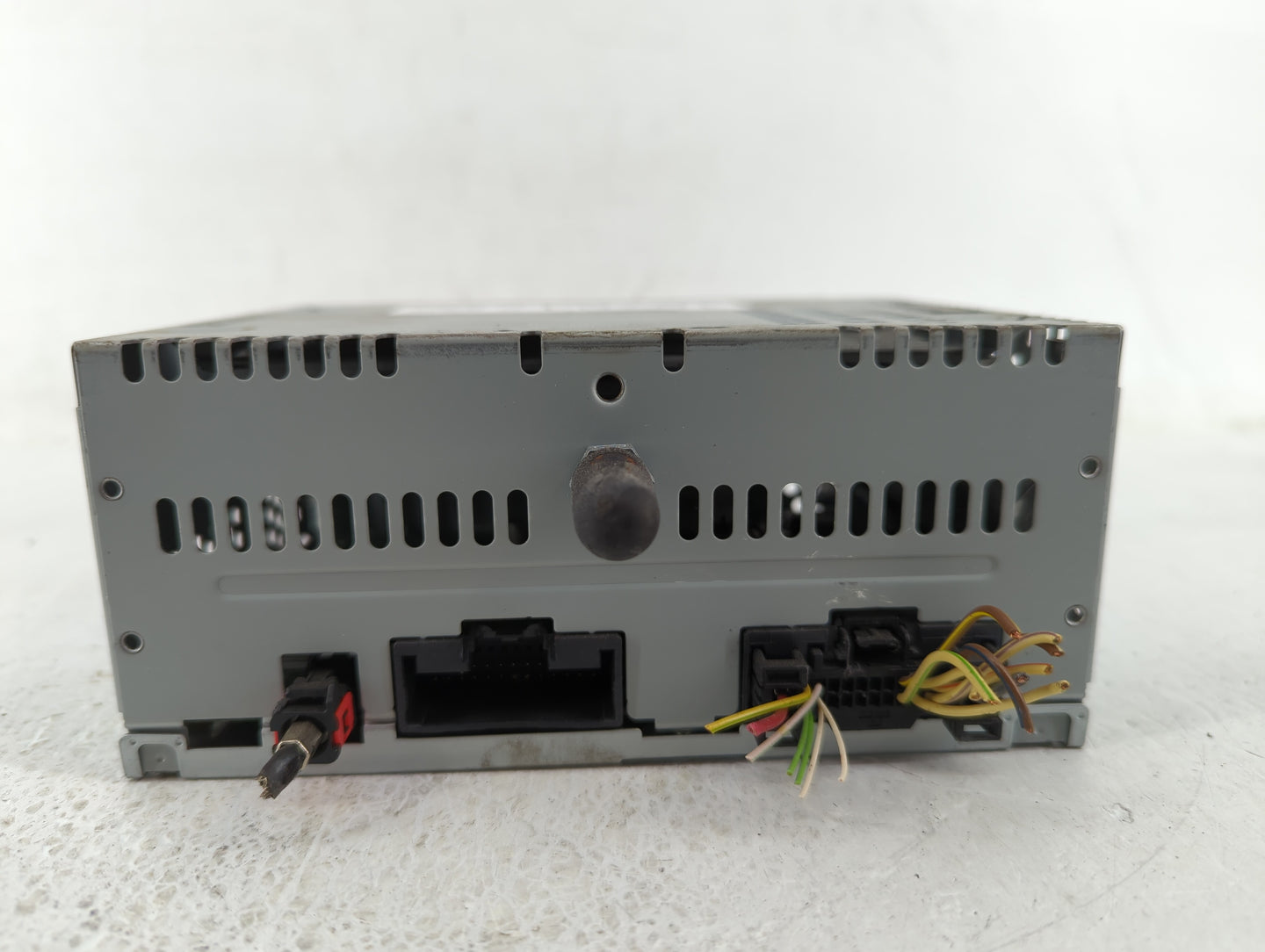 2018-2018 Ford Mustang Am Fm Cd Player Radio Receiver - Oemusedautoparts1.com
