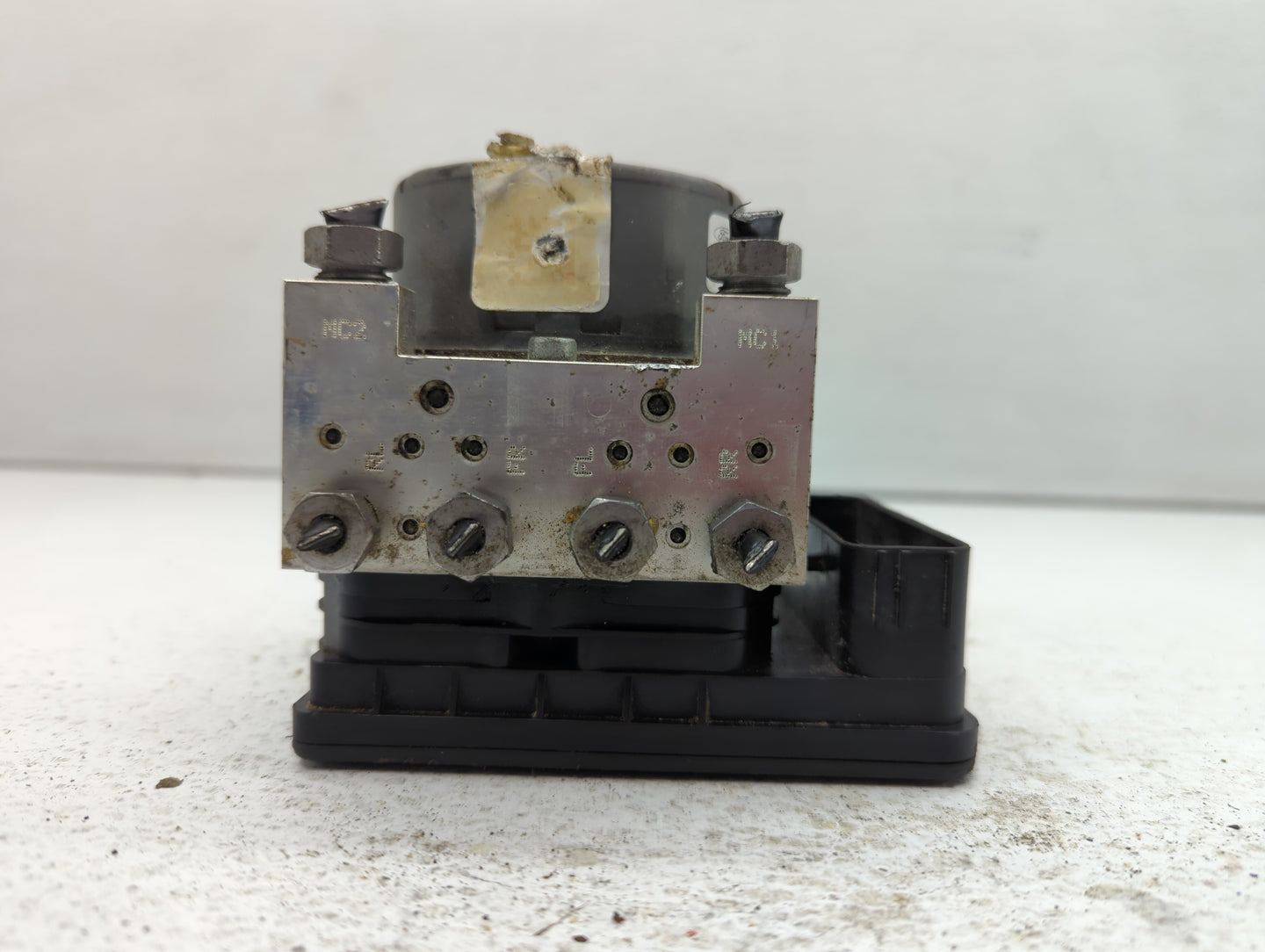 2018 Ford Mustang ABS Pump Control Module Replacement P/N:JR3C-2B373-AB Fits OEM Used Auto Parts - Oemusedautoparts1.com