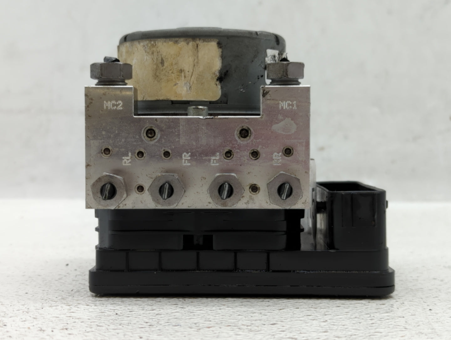 2018 Ford Mustang ABS Pump Control Module Replacement P/N:JR3C-2B373-AB Fits OEM Used Auto Parts - Oemusedautoparts1.com