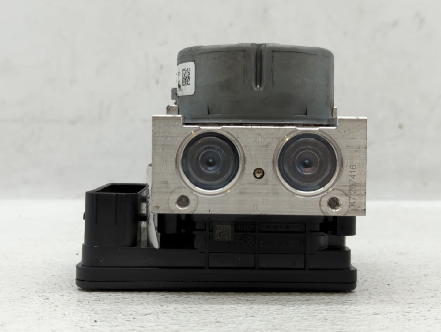 2018 Ford Mustang ABS Pump Control Module Replacement P/N:JR3C-2B373-AB Fits OEM Used Auto Parts - Oemusedautoparts1.com