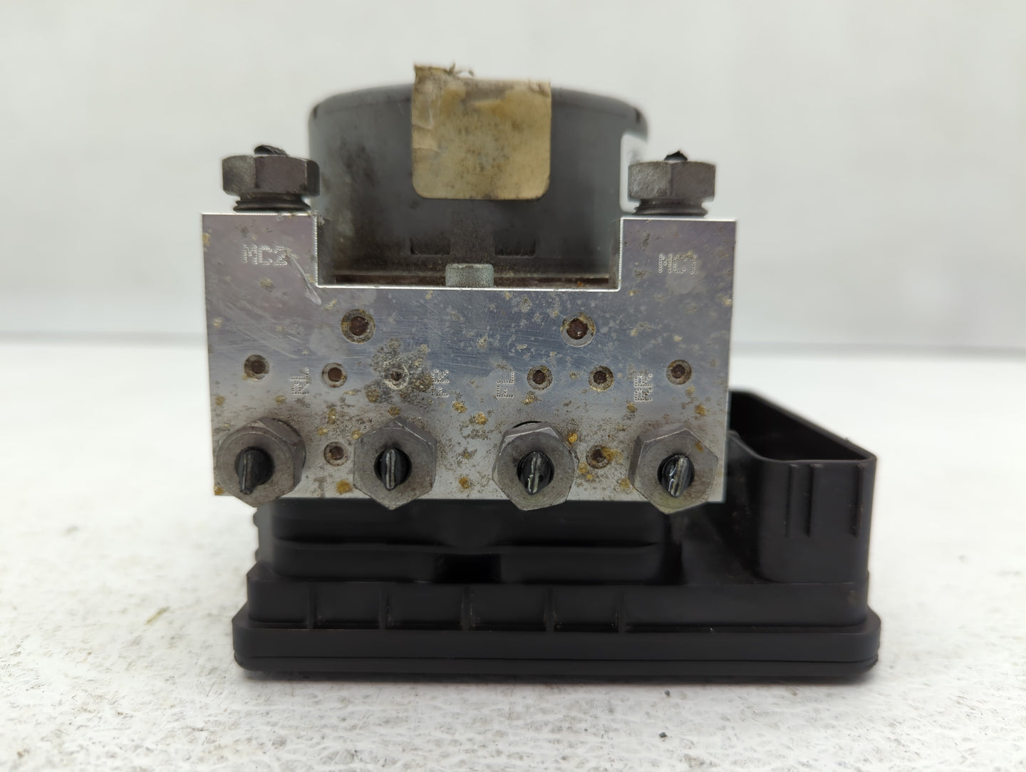 2018 Ford Mustang ABS Pump Control Module Replacement P/N:JR3C-2B373-AB Fits OEM Used Auto Parts - Oemusedautoparts1.com