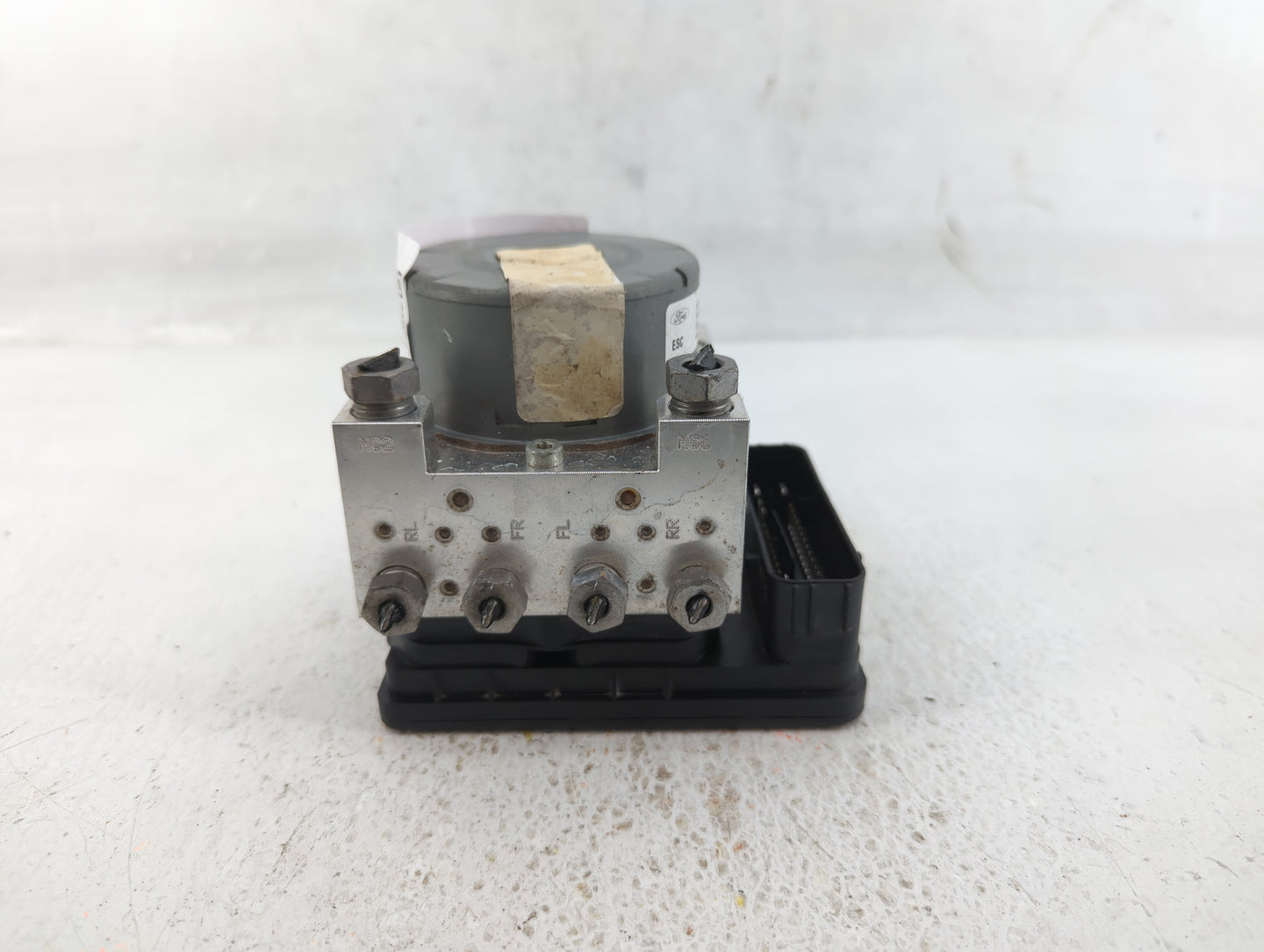 2018 Ford Mustang ABS Pump Control Module Replacement P/N:JR3C-2B373-AB Fits OEM Used Auto Parts - Oemusedautoparts1.com