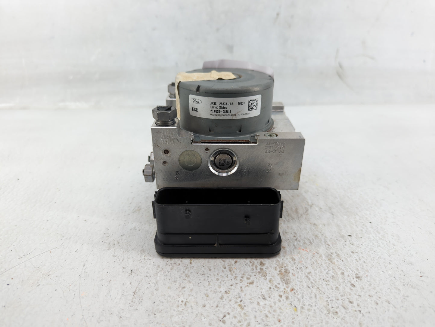 2018 Ford Mustang ABS Pump Control Module Replacement P/N:JR3C-2B373-AB Fits OEM Used Auto Parts - Oemusedautoparts1.com