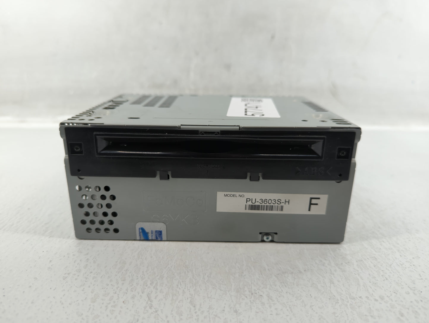 2017-2018 Ford Mustang Am Fm Cd Player Radio Receiver - Oemusedautoparts1.com