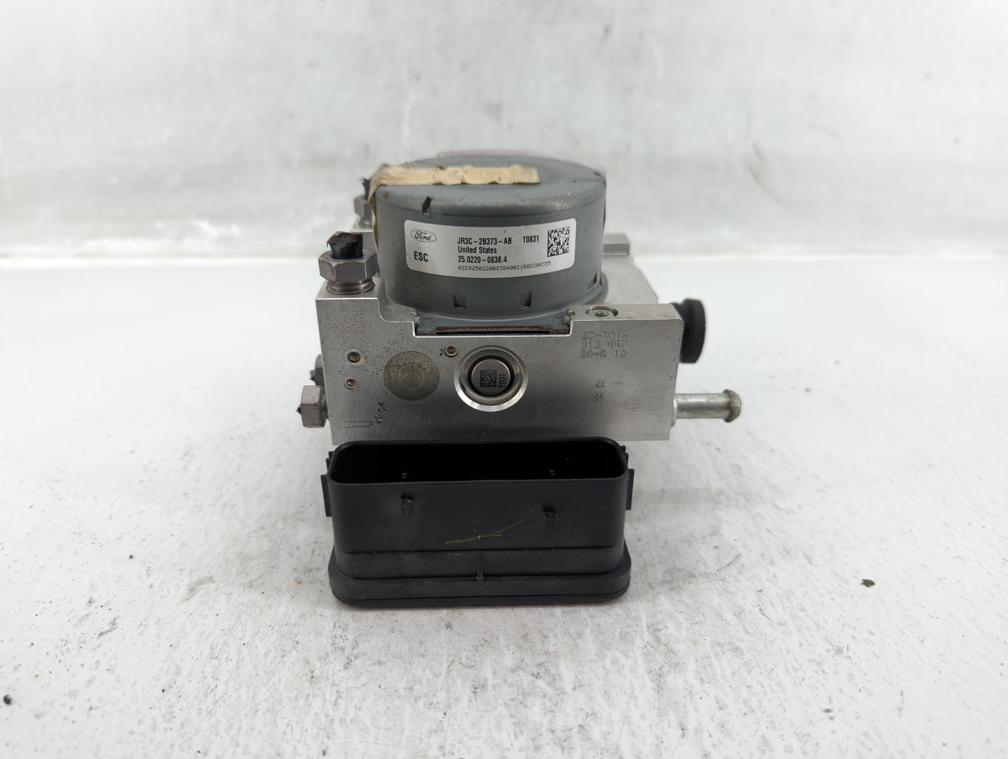 2018 Ford Mustang ABS Pump Control Module Replacement P/N:JR3C-2B373-AB Fits OEM Used Auto Parts - Oemusedautoparts1.com