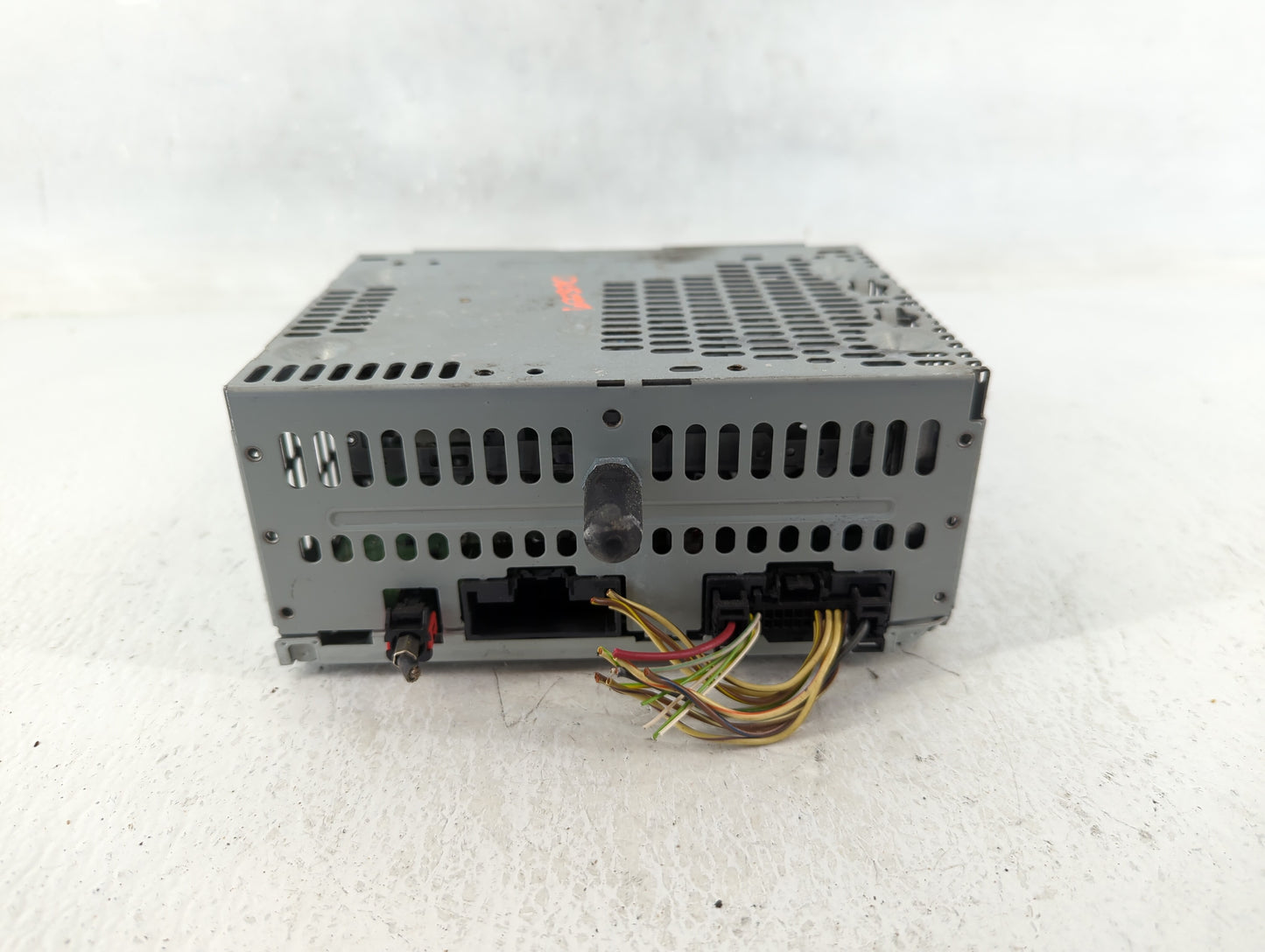 2018-2018 Ford Mustang Am Fm Cd Player Radio Receiver - Oemusedautoparts1.com