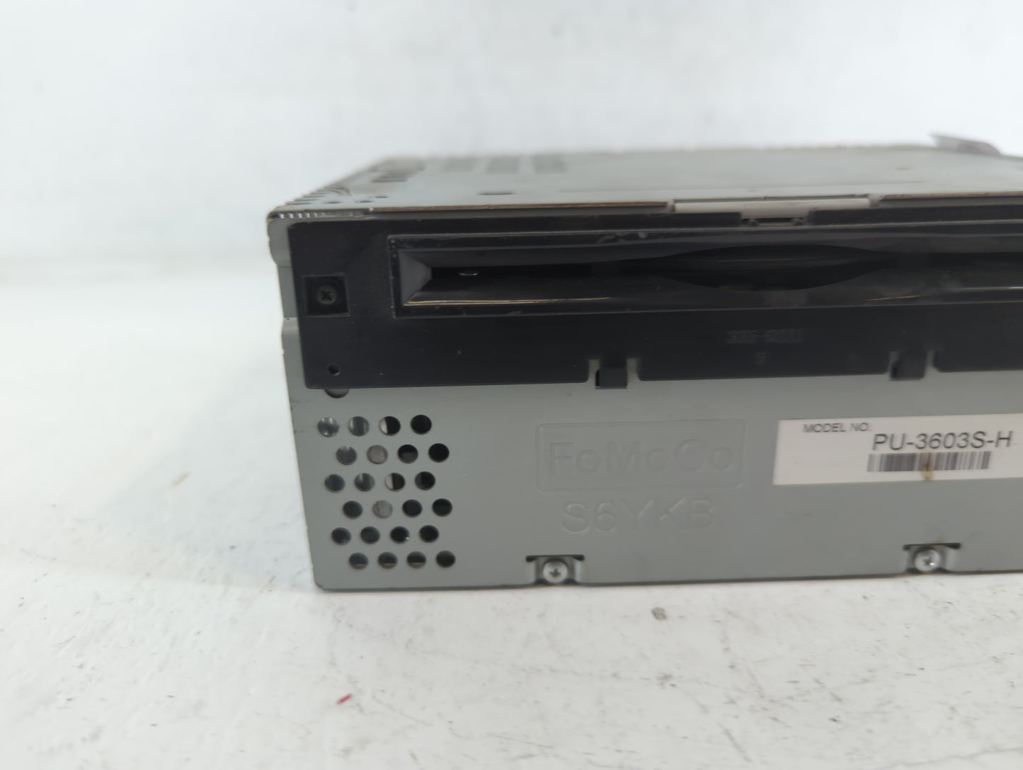 2018 Ford Mustang Radio AM FM Cd Player Receiver Replacement P/N:JR3T-19C107-DA Fits OEM Used Auto Parts - Oemusedautoparts1